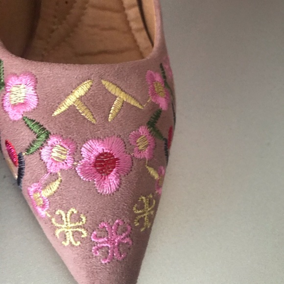 Floral Suede Pointy Block Heels - Picture 3 of 6